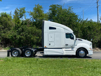 2016 KW Kenworth T680, Cummins ISX 450, Automatic, 547k Miles!!!!