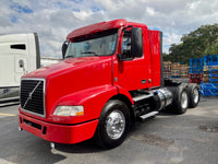 2013 Volvo VNL64T300 Day Cab, Volvo D13, AUTO 12 Spd!!!!