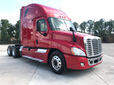 2013 Freightliner Cascadia 125, 515k, Cummins ISX, ULTRASHIFT, APU
