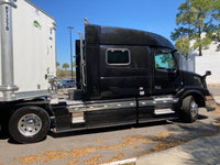 2016 Volvo VNL730, D13, AUTO, I-SHIFT, 79" SLEEPER W/ WORK STATION!!!!