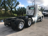 2012 Volvo Daycab 238k