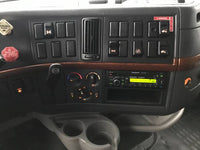 2011 Volvo 670 Semi Truck