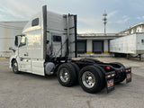 2015 Volvo VNL 670 D13,I-shift AUTO, APU, INVERTER, 739k miles!!!