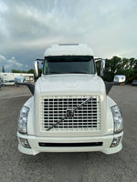 2015 Volvo VNL 670 D13,I-shift AUTO, APU, INVERTER, 739k miles!!!