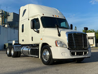 2013 Freightliner Cascadia 125, Cummins ISX 450HP, 10 Speed Manual, 488k Miles!!!