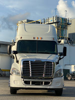 2013 Freightliner Cascadia 125, Cummins ISX 450HP, 10 Speed Manual, 488k Miles!!!