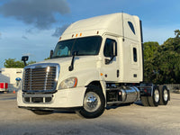 2013 Freightliner Cascadia 125, Cummins ISX 450HP, 10 Speed Manual, 488k Miles!!!