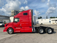2015 Volvo VNL 670 D13,I-shift AUTO, APU, INVERTER, 518k