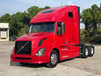 2015 Volvo VNL 670 D13,I-shift AUTO, APU, INVERTER, 518k