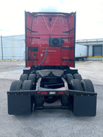 2015 Volvo VNL 670 D13,I-shift AUTO, APU, INVERTER, 518k