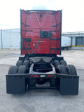 2015 Volvo VNL 670 D13,I-shift AUTO, APU, INVERTER, 518k
