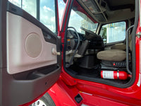 2015 Volvo VNL 670 D13,I-shift AUTO, APU, INVERTER, 518k