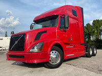 2015 Volvo VNL 670 D13,I-shift AUTO, APU, INVERTER, 518k