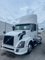 2015 Volvo VNL42T300 Single Axle Day Cab, Volvo D13, I Shift Auto, 692k Miles!!!