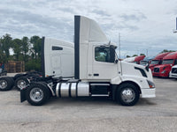 2015 Volvo VNL42T300 Single Axle Day Cab, Volvo D13, I Shift Auto, 621k Miles!!!