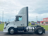 2015 Volvo VNL42T300 Single Axle Day Cab, Volvo D13, I Shift Auto, 470k Miles!!!