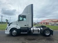 2015 Volvo VNL42T300 Single Axle Day Cab, Volvo D13, I Shift Auto, 621k Miles!!!