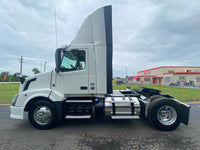 2015 Volvo VNL42T300 Single Axle Day Cab, Volvo D13, I Shift Auto, 692k Miles!!!