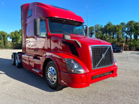 2015 Volvo VNL 670 D13,I-shift AUTO, APU, INVERTER, 518k