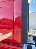 2013 Volvo VNL 670 CUMMINS ISX, AUTO, APU, INVERTER! only 518K miles!!!